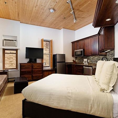 Independence Square 210, Beautiful Studio With Kitchenette, Great Location In Downtown Aspen Hotel Exterior foto